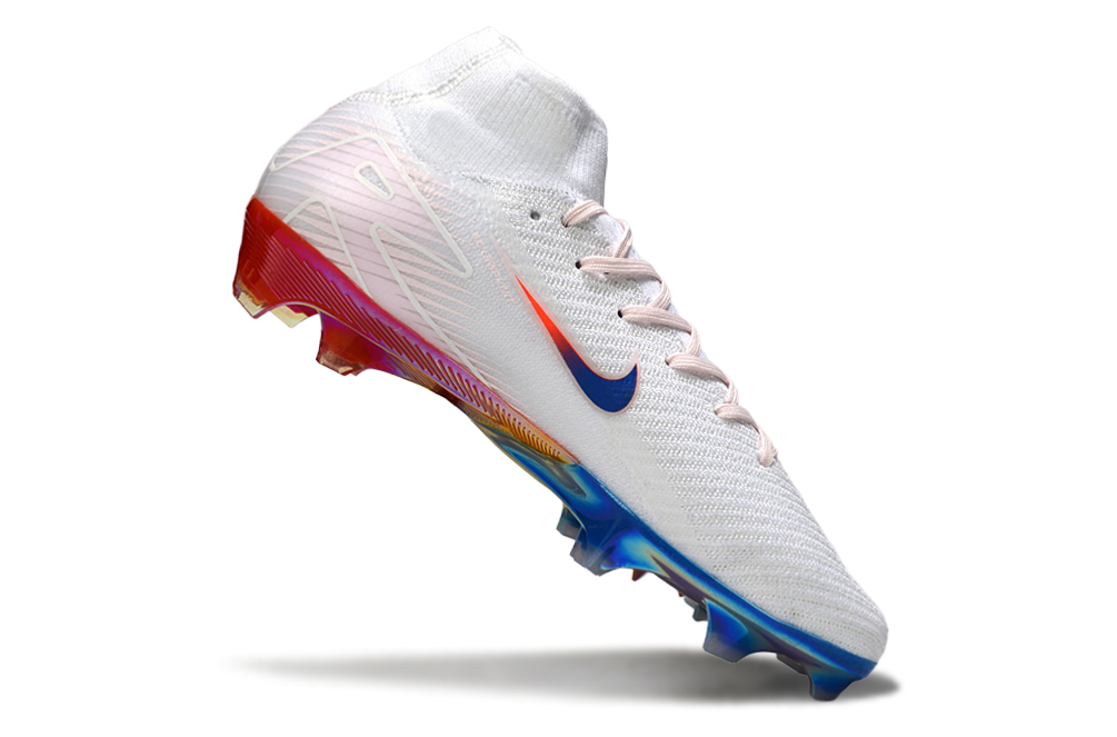 Detailed view of the Nike Air Zoom Mercurial Superfly X Elite Football Boots, highlighting their premium materials and advanc