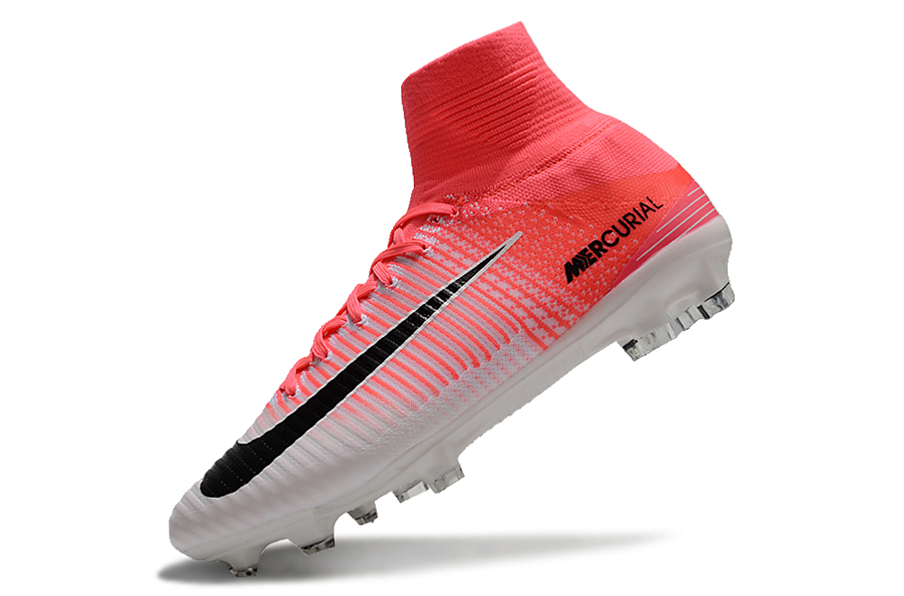 High-performance football cleats from Nike, featuring the Mercurial Superfly V Elite design with Motion Blur