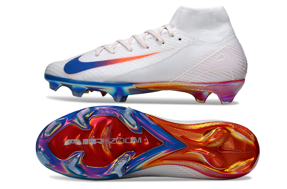 Side profile of the Nike Air Zoom Mercurial Superfly X Elite Football Boots, demonstrating their speed and agility capabiliti