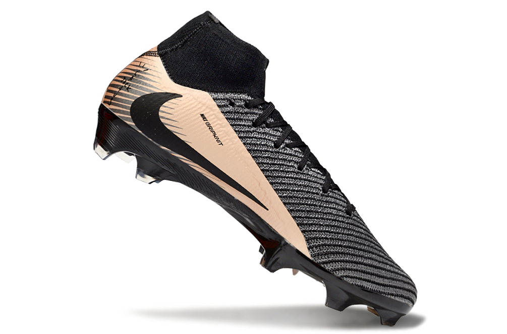 Nike Air Zoom Mercurial Superfly X Elite FG football boot in action by Travis Scott