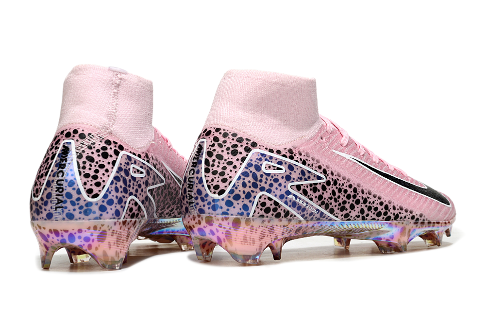 Detailed view of the Nike Air Zoom Mercurial Superfly X Elite FG soccer cleat, showcasing its innovative materials and advanc