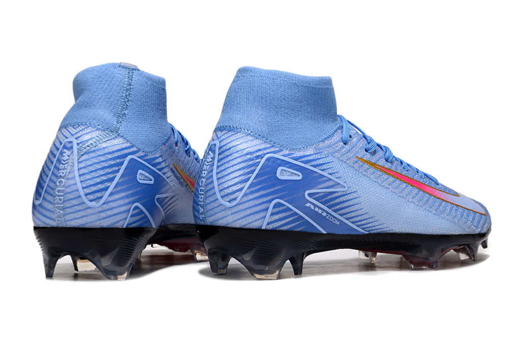 Front view of Nike Air Zoom Mercurial Superfly X Elite FG football boots, innovative features