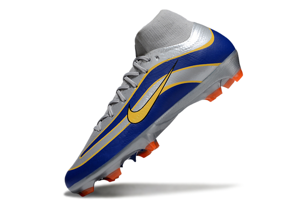 Close-up of Nike Air Zoom Mercurial Superfly X Elite Football Boot