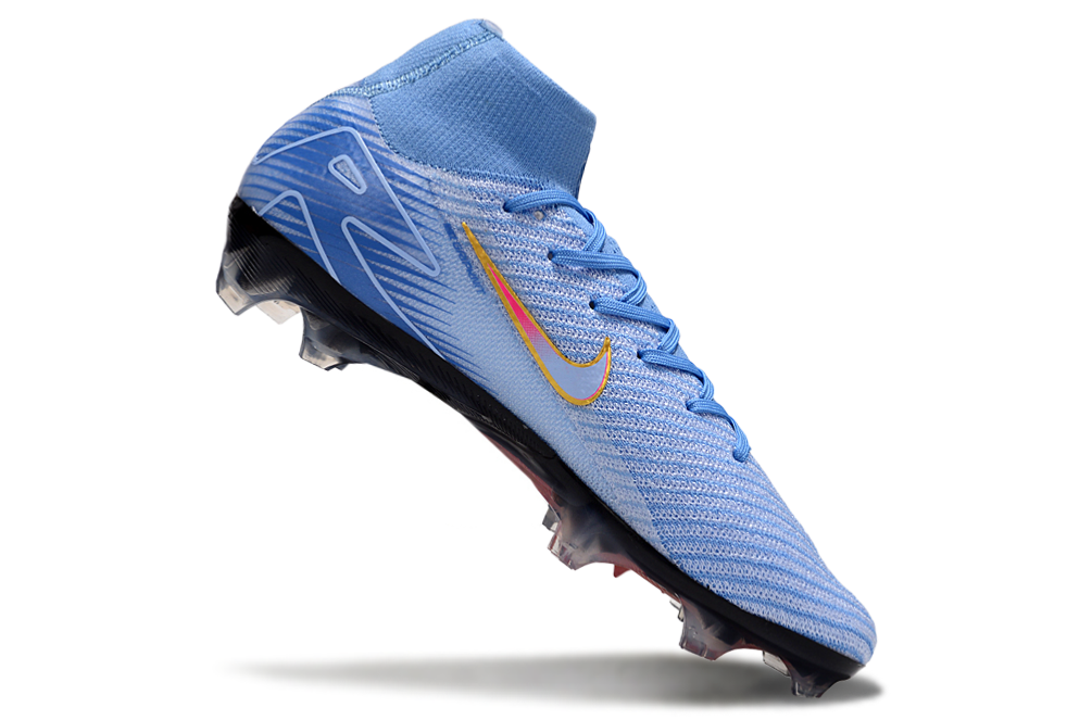 Side view of Nike Air Zoom Mercurial Superfly X Elite FG football boots, sleek design