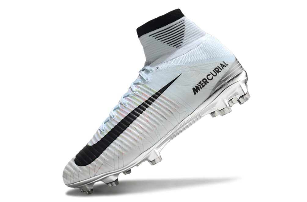 Close-up of Nike Mercurial Superfly V CR7 'Cut to Brilliance' football cleats
