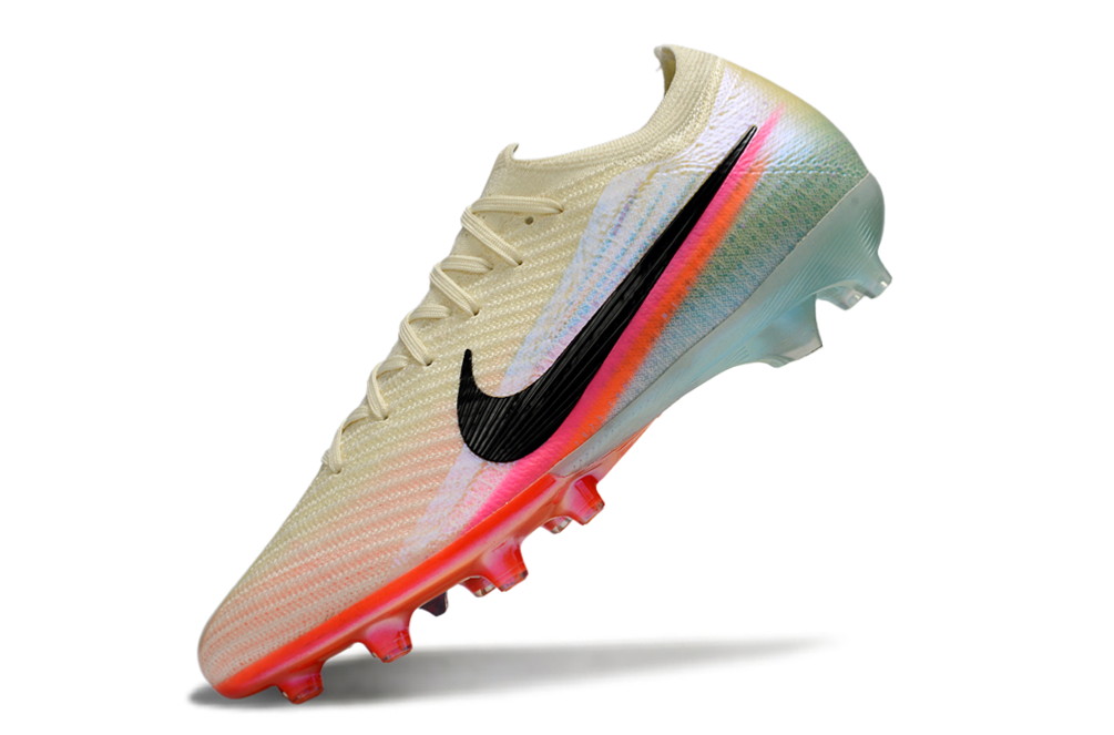 Close-up of Nike Mercurial Vapor XVI Elite AG football boot