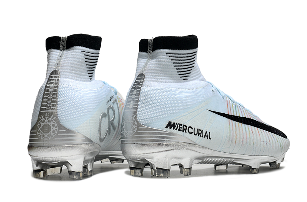 Nike Mercurial Superfly V CR7 'Cut to Brilliance' football cleats with laces and studs